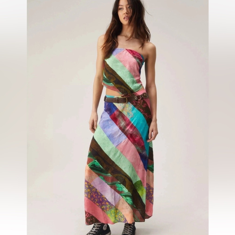 NASTY GAL Satin Scarf Print Maxi Skirt US 8
